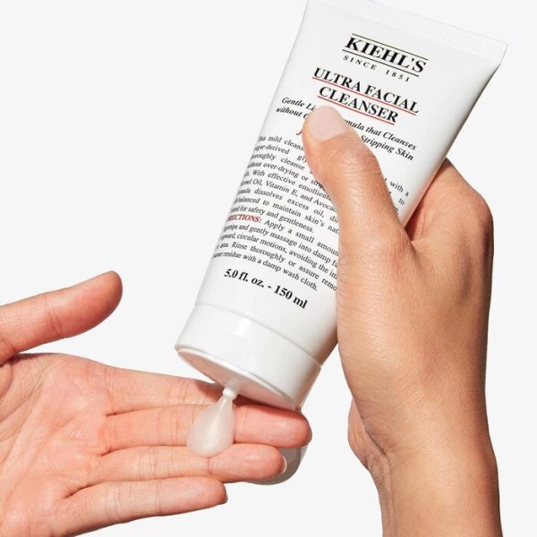 Kiehl's Ultra Facial Cleanser - Image 3